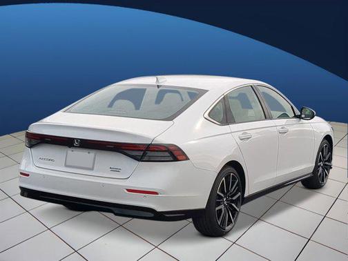 Platinum White Pearl 2026 Honda Accord Hybrid Touring