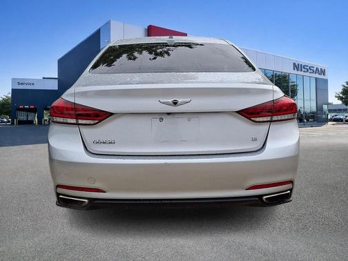 Santiago Silver 2015 Hyundai Genesis 3.8