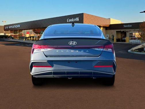 2025 Hyundai ELANTRA Sport