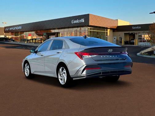 2025 Hyundai ELANTRA Sport