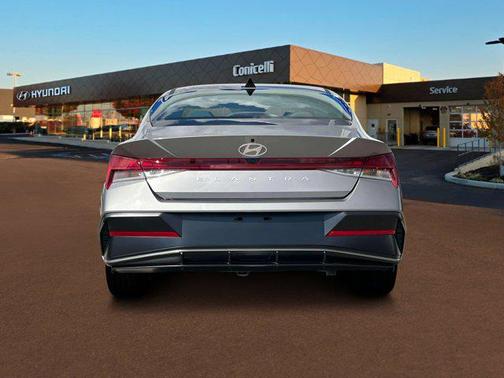 2025 Hyundai ELANTRA SEL