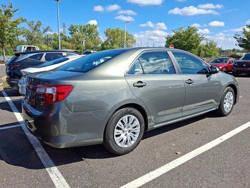 2013 Toyota Camry LE
