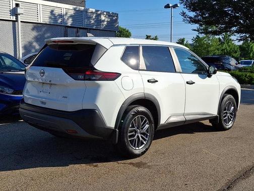 2022 Nissan Rogue S