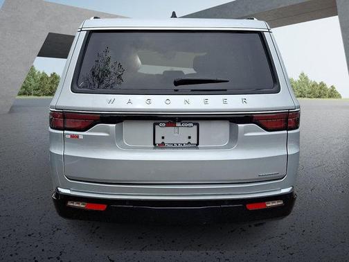 Silver Zynith 2024 Jeep Wagoneer Series III 4x4