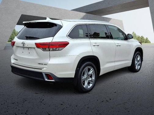 2017 Toyota Highlander Limited