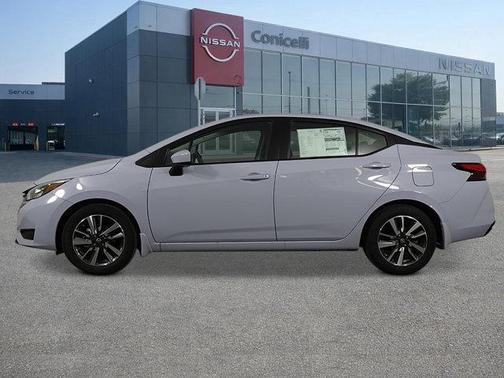 Gray Sky Pearl 2025 Nissan Versa 1.6 SV
