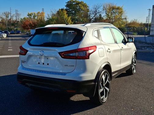 2022 Nissan Rogue Sport SL