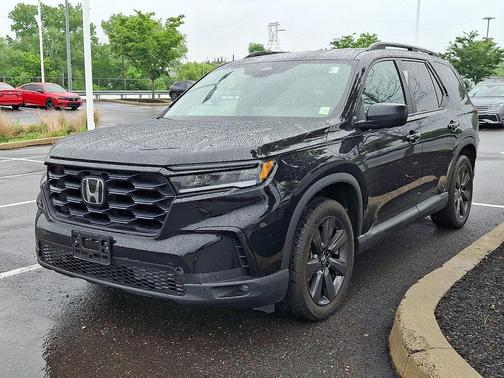 Crystal Black Pearl 2023 Honda Pilot AWD Sport