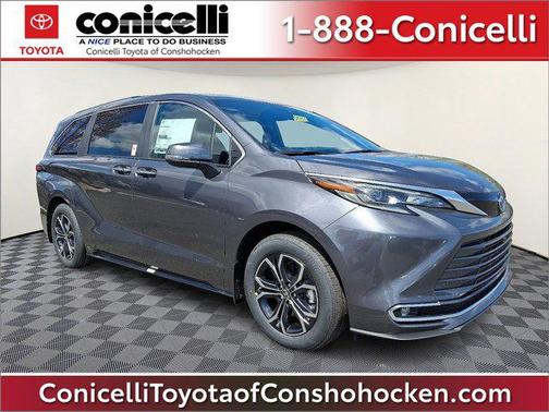 2025 Toyota Sienna Platinum 7 Passenger