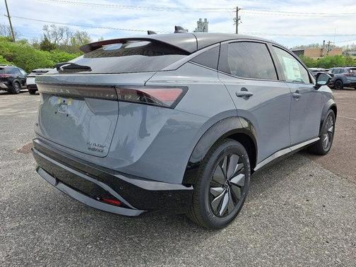 2025 Nissan ARIYA PLATINUM+