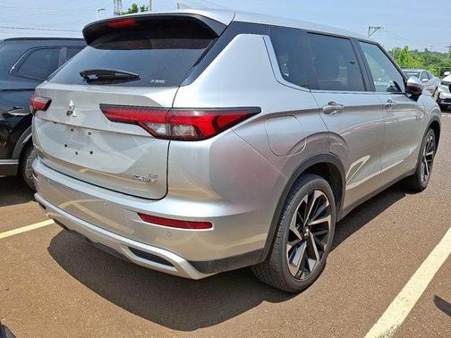 2024 Mitsubishi Outlander PHEV SE S-AWC