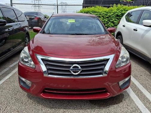 Cayenne Red 2015 Nissan Altima 2.5 S