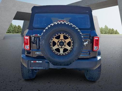 2021 Ford Bronco Base