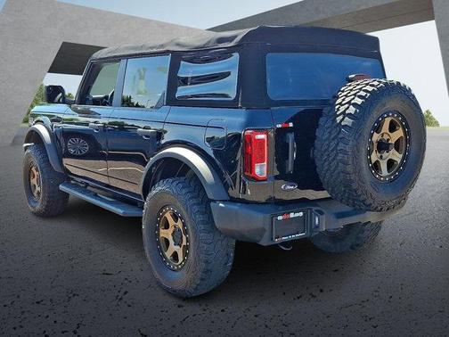 2021 Ford Bronco Base