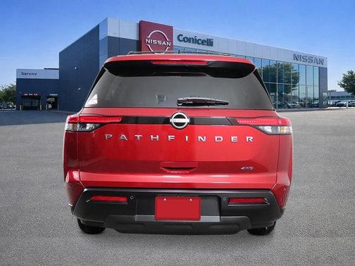 2026 Nissan Pathfinder SV