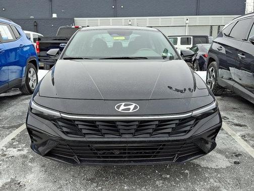 2025 Hyundai ELANTRA Sport