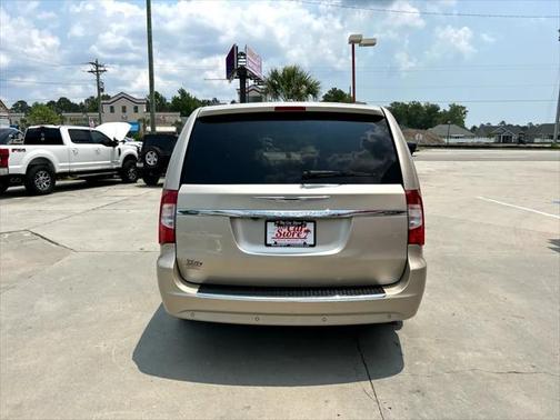 2015 Chrysler Town & Country Touring