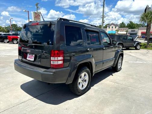 2010 Jeep Liberty Sport