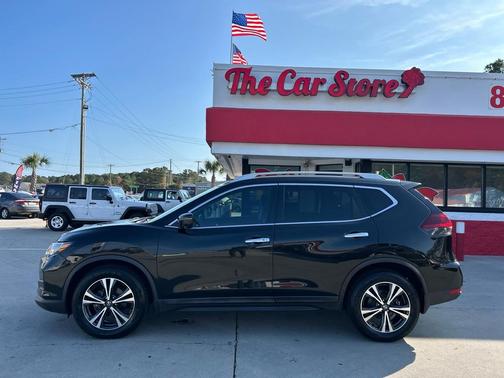 2020 Nissan Rogue SV