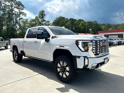 2024 GMC Sierra 2500 Denali