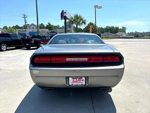 2012 Dodge Challenger SXT