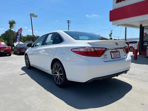 WHITE 2016 Toyota Camry XLE