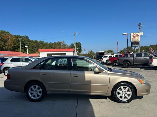 2003 Toyota Avalon XL