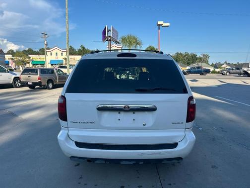 2006 Chrysler Town & Country Touring