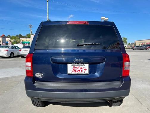 True Blue Pearlcoat 2014 Jeep Patriot Sport