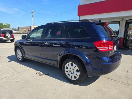 Contusion Blue Pearlcoat 2018 Dodge Journey SE
