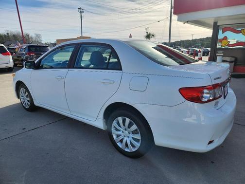 2012 Toyota Corolla LE