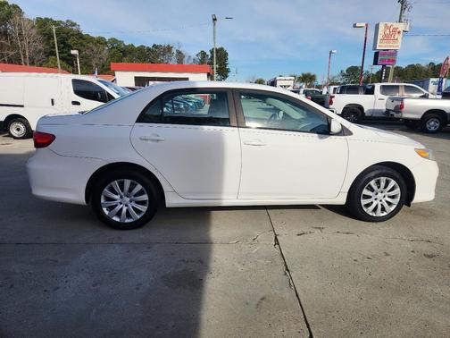 2012 Toyota Corolla LE