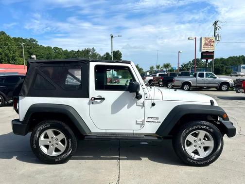2016 Jeep Wrangler Sport