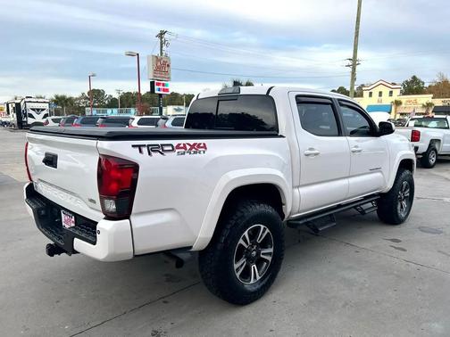 2018 Toyota Tacoma SR