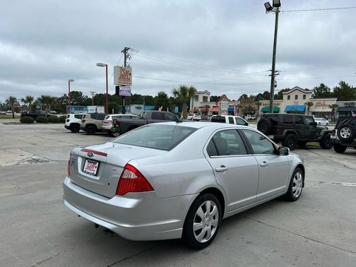 2011 Ford Fusion SE