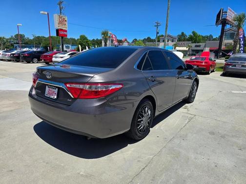 Gray 2015 Toyota Camry XLE