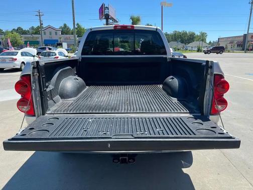 Bright Silver Metallic Clearcoat 2008 Dodge Ram 1500 SLT Quad Cab