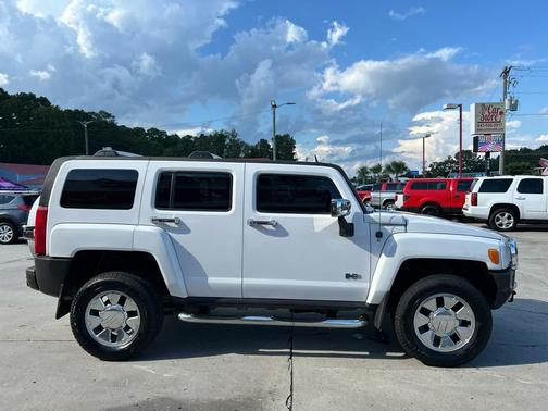 2008 Hummer H3 Base