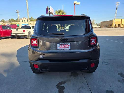 2016 Jeep Renegade Justice