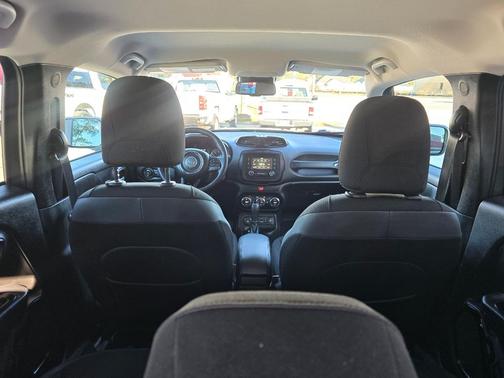 2016 Jeep Renegade Justice