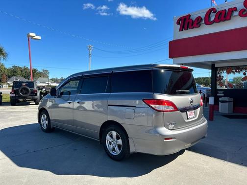 2011 Nissan Quest SV