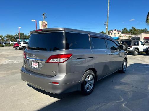 2011 Nissan Quest SV