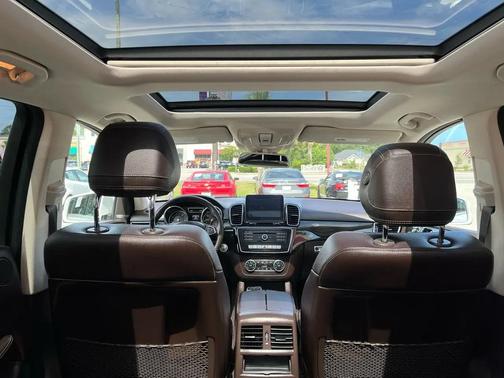 WHITE 2016 Mercedes-Benz GLE-Class GLE 350 4MATIC