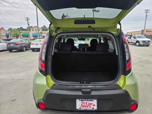 Alien II 2014 Kia Soul Base
