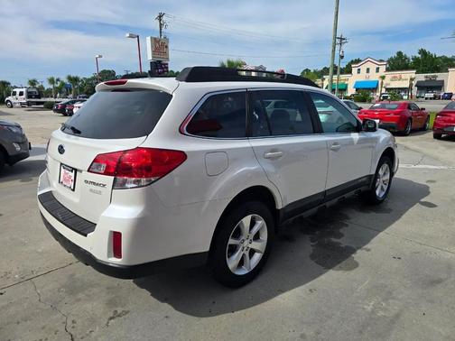 Satin White Pearl 2013 Subaru Outback 2.5i Limited