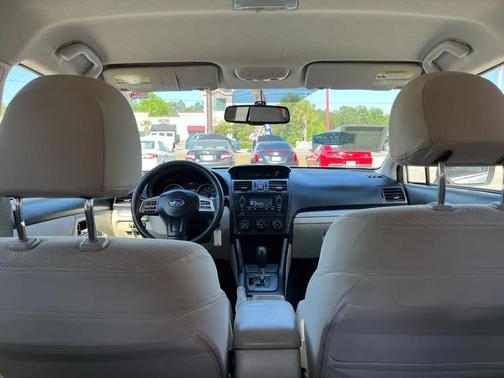 Satin White Pearl 2014 Subaru XV Crosstrek 2.0i Premium