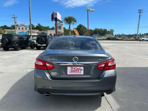 2017 Nissan Altima 2.5 SV