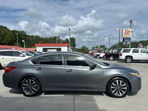 2017 Nissan Altima 2.5 SV