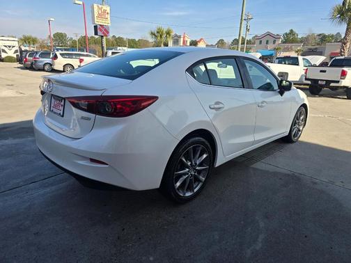 2018 Mazda Mazda3 Touring