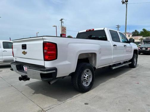 Green 2015 Chevrolet Silverado 2500 WT